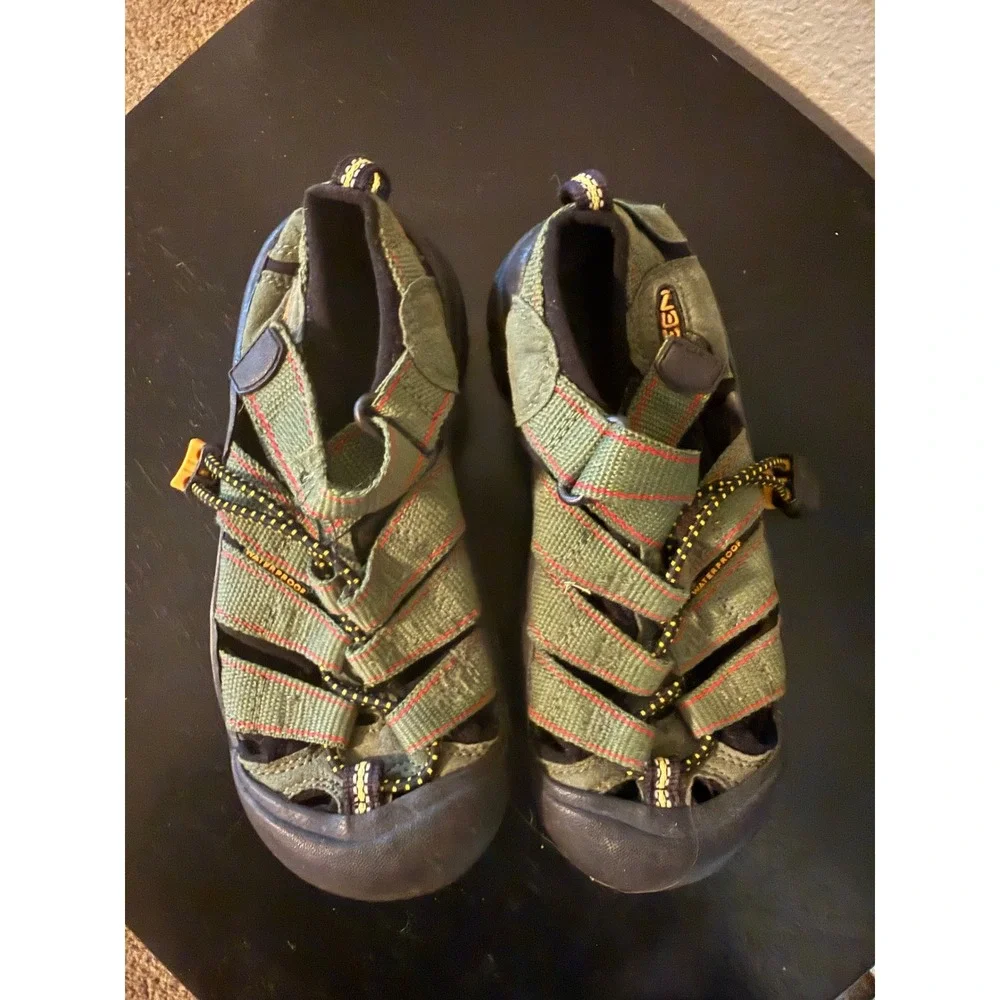 Keen Newport H2 Kids Sport Sandals Olive Green Orange Waterproof Size 13 US